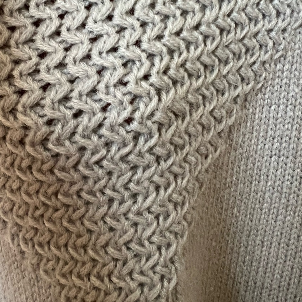 Sweater - Amazon - Picture 8 of 10
